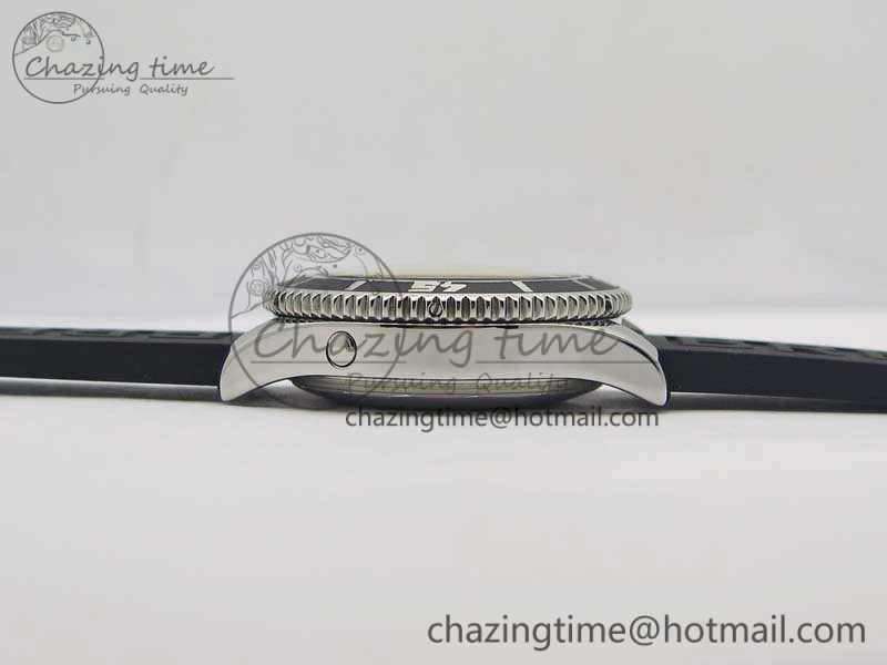 SuperOcean Abyss A17364 42mm ZF 1:1 Best Edition Black Black Dial On Rubber Strap A2824