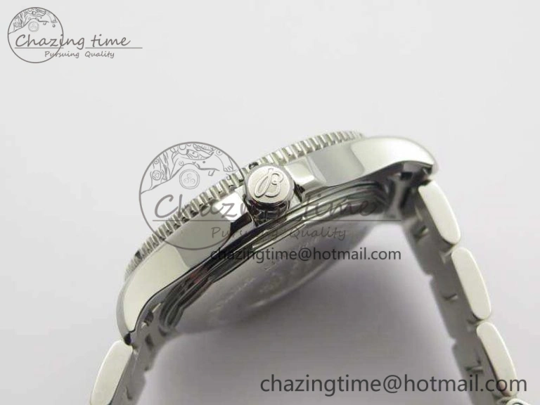 SuperOcean II A17392D7 44mm GF 1:1 Best Edition Black Dial On SS Bracelet A2824