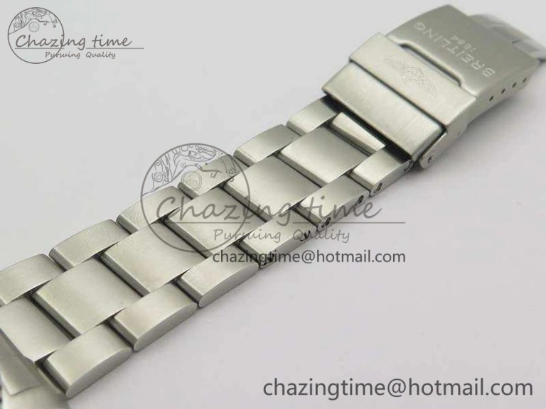 SuperOcean II A17392D7 44mm GF 1:1 Best Edition Black Dial On SS Bracelet A2824