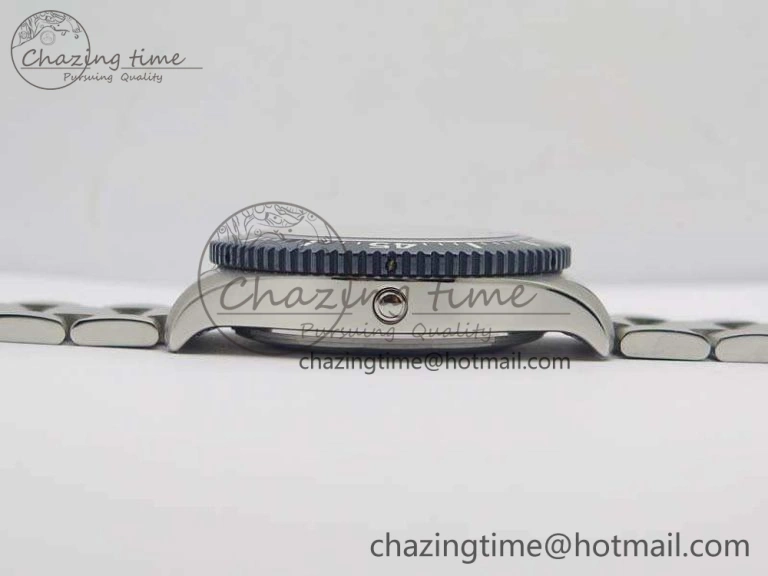SuperOcean II Y1739316 44mm GF 1:1 Best Edition Blue Dial On SS Bracelet A2824