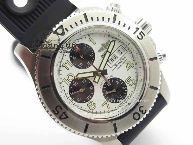 SuperOcean SteelFish SS White Dial On Black Rubber Strap A7750
