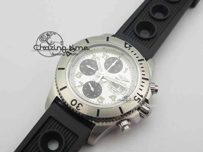 SuperOcean SteelFish SS White Dial On Black Rubber Strap A7750