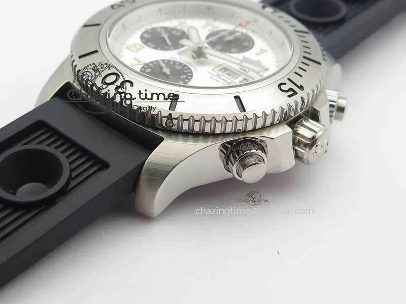 SuperOcean SteelFish SS White Dial On Black Rubber Strap A7750