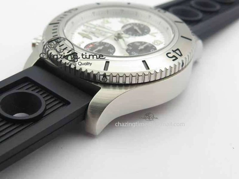 SuperOcean SteelFish SS White Dial On Black Rubber Strap A7750