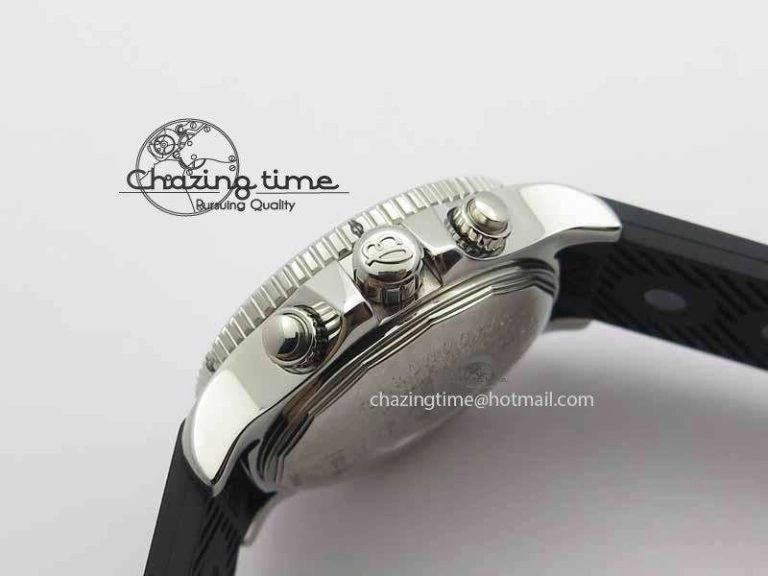 SuperOcean SteelFish SS White Dial On Black Rubber Strap A7750