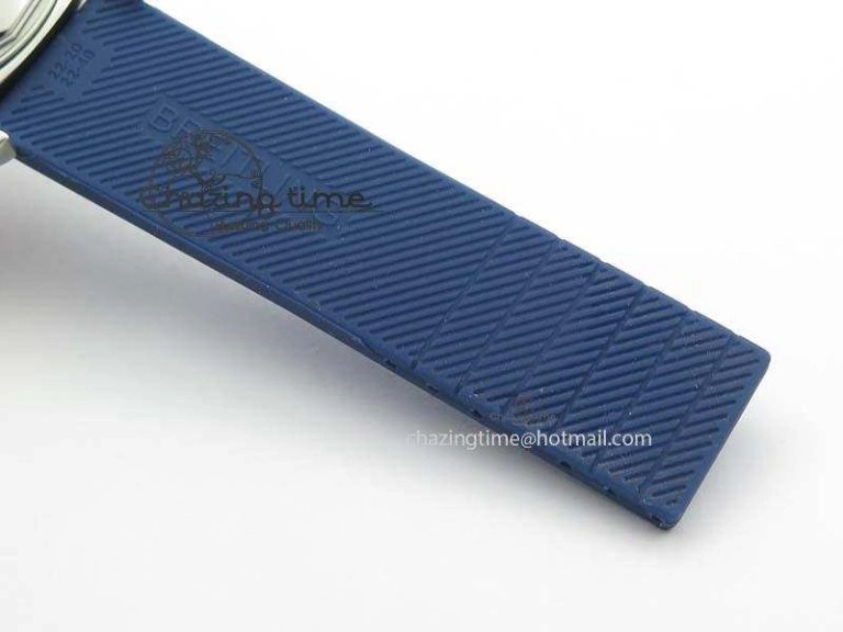 SuperOcean Steelfish Chrono 44mm Blue Dial On Blue Rubber Strap A7750