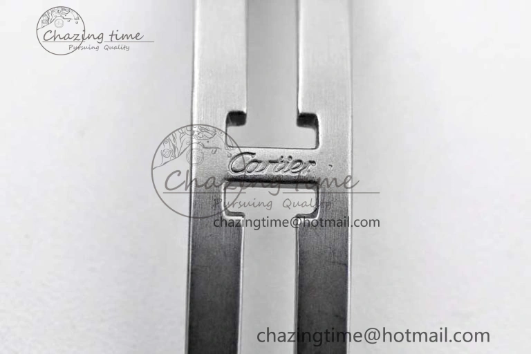 Tank Louis Ladies 29.5mm SS K11F Best Edition White Dial on SS Bracelet Ronda Quartz