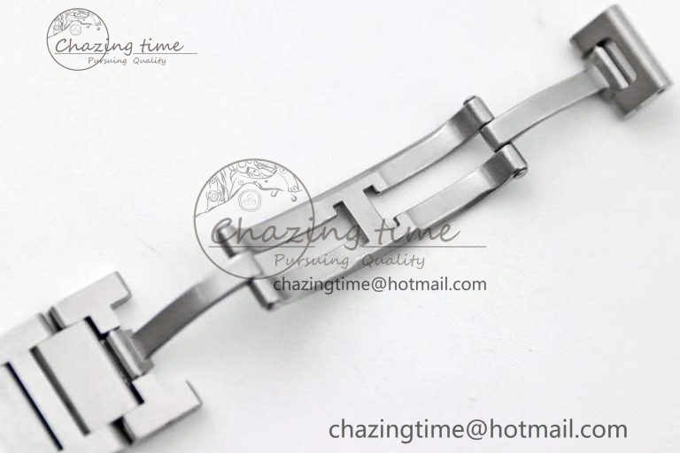 Tank Louis Ladies 33.7mm SS K11F Best Edition White Dial on SS Bracelet Ronda Quartz