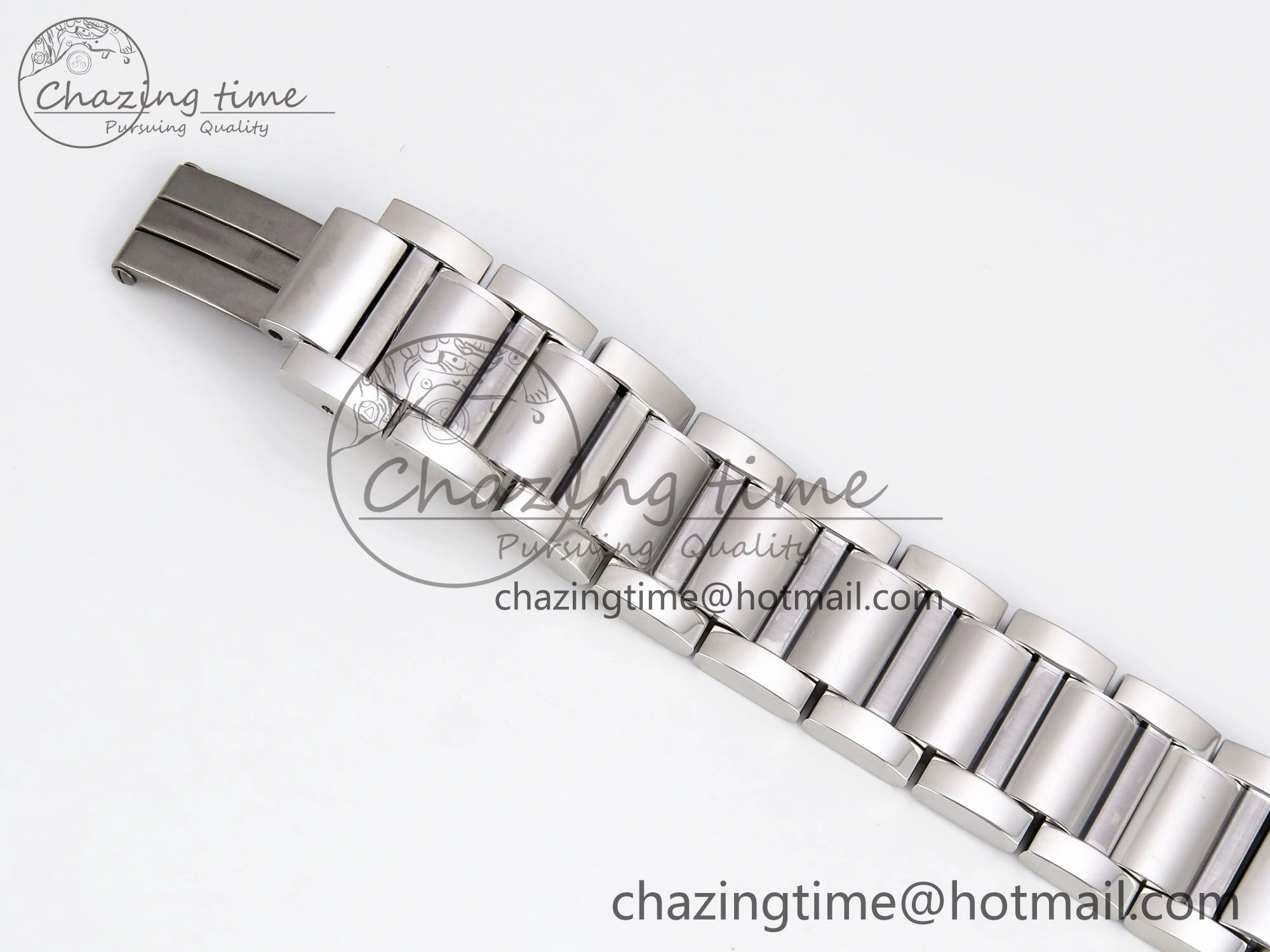 Tank Must SS 33.7mm DRF 1:1 Best Edition White Dial on SS Bracelet Jap Quartz