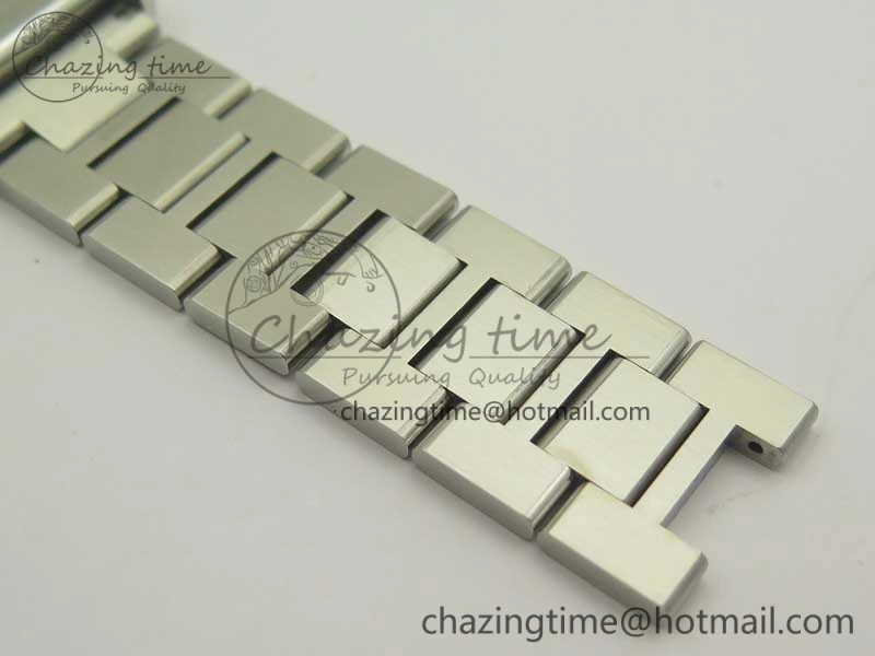 Tank Solo Ladies 28mm SS Diamond Bezel K11F 1:1 Best Edition White Dial on SS Bracelet Ronda Quartz
