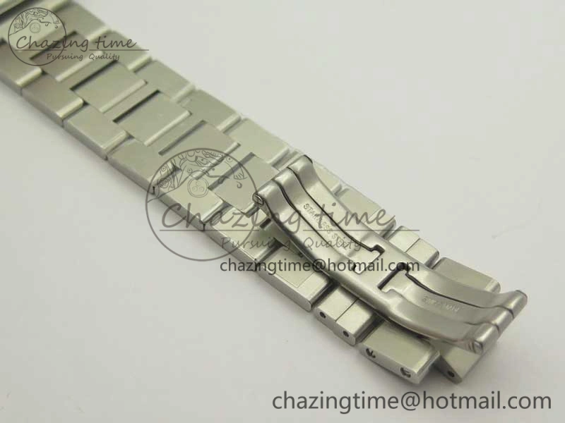 Tank Solo Ladies 28mm SS K11F 1:1 Best Edition White Dial on SS Bracelet Ronda Quartz