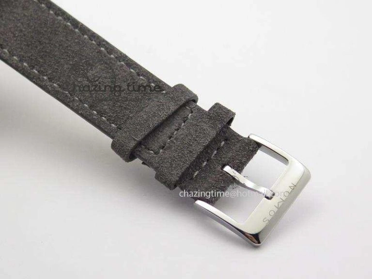 Tetra SS Grey Dial On Grey Leather Strap A2813