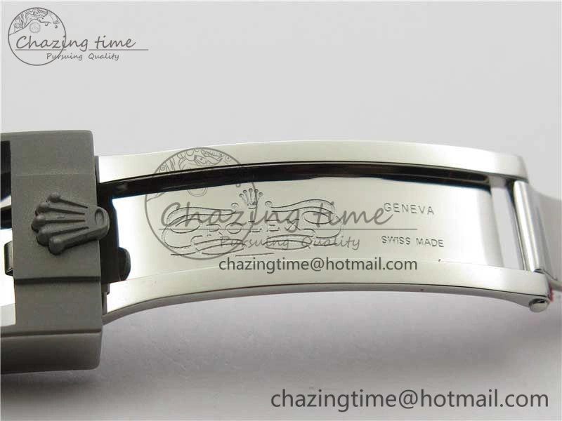 The Rough Matt Carbon Sandblast SS GMF Best Edition Carbon Dial on SS Bracelet SA3130
