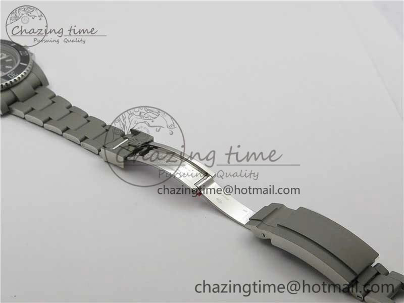 The Rough Matt Carbon Sandblast SS GMF Best Edition Carbon Dial on SS Bracelet SA3130