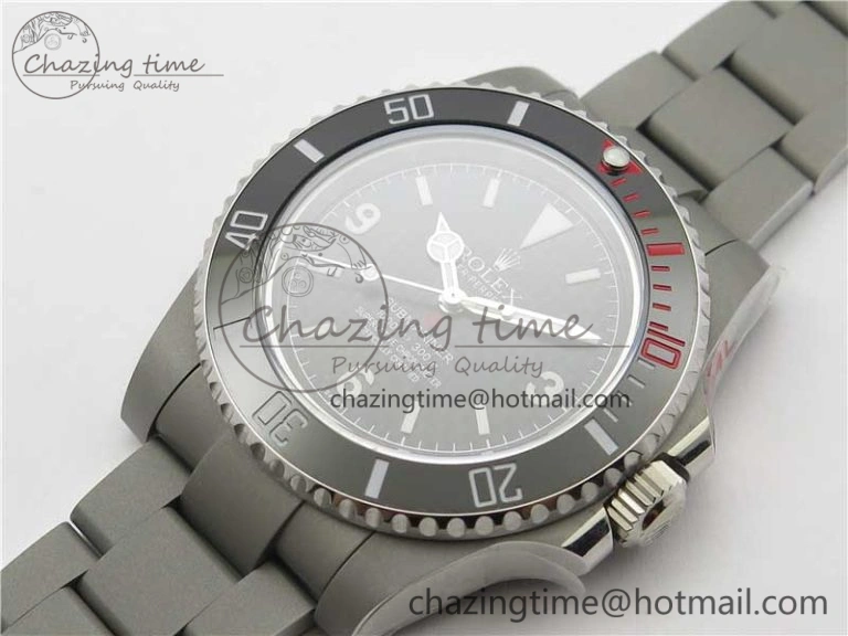 The Rough Matt Carbon Sandblast SS GMF Best Edition Carbon Dial on SS Bracelet SA3130