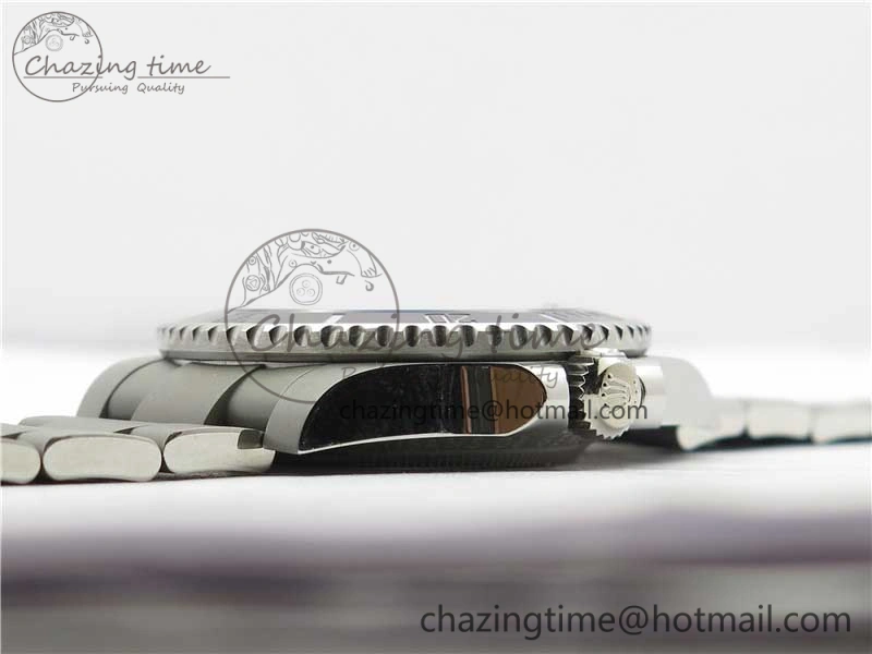 The Rough Matt Carbon Sandblast SS GMF Best Edition Carbon Dial on SS Bracelet SA3130