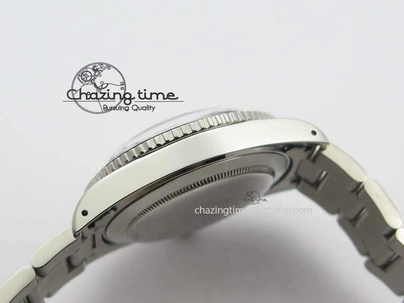 Vintage 1680 Submariner No Date SS White Dial On SS Bracelet A2813