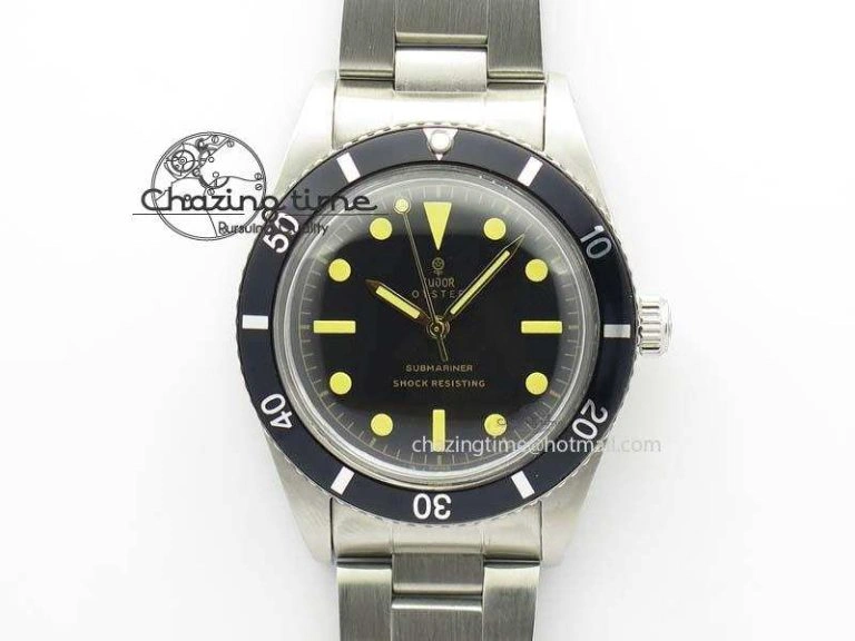 Vintage Oyster Submariner No Date SS Black Dial On SS Bracelet A2813