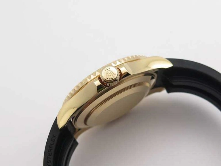 Yacht-Master 40mm 116695SATS Noob 1:1 Best Edition On Black Rubber Strap A2836 (Free Extra Strap)
